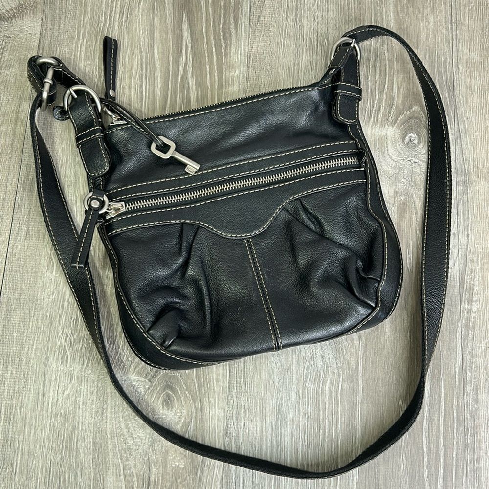 Fossil Black Leather Crossbody Bag with Silver Hardware